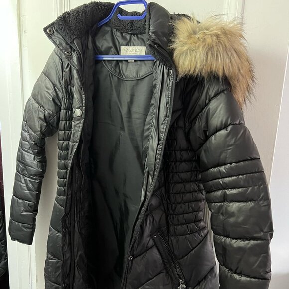 Laundry by Shelli Segal Winter Jacket – Warm & Stylish! - Picture 1 of 4